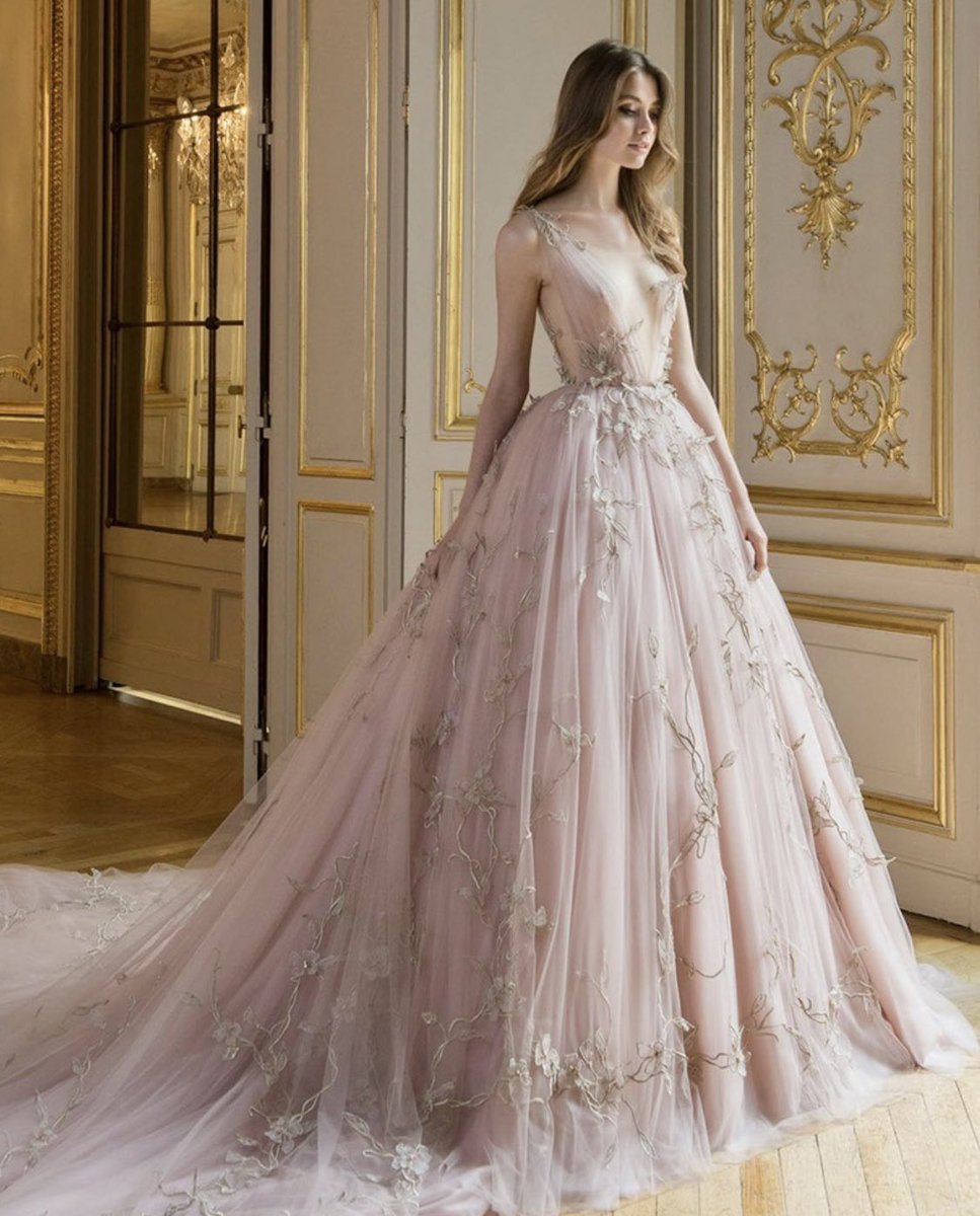 femmeduart's tweet image. Paolo Sebastian