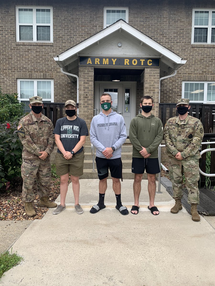 Army ROTC tweet media