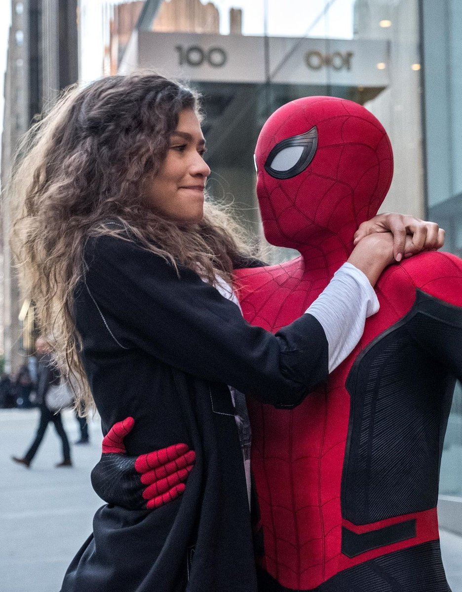 Zendaya_AR's tweet photo. Proyectos por los cuales estamos muy orgullosxs 💜
#HappyBirthdayZendaya https://t.co/PrHYf1KbVl