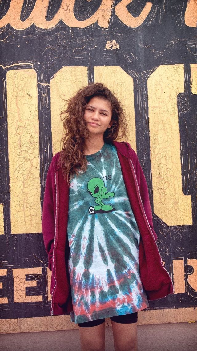 Zendaya_AR's tweet photo. Proyectos por los cuales estamos muy orgullosxs 💜
#HappyBirthdayZendaya https://t.co/PrHYf1KbVl
