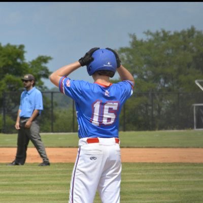 uselitekyhaury's tweet photo. WELCOME IN! 💪🏻 

Alex Coyle
- 2023 Grad 
- 3B/2B/P
- Woodford County High School 
@USElitebase @AlexCoyle18 

#BEUNCOMMON https://t.co/Y5RbsKzC30