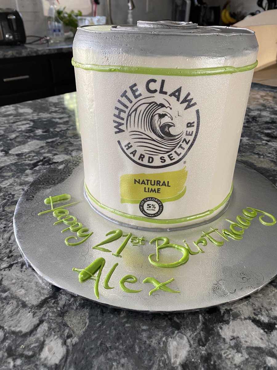 nwayne89's tweet photo. Happy 21st Birthday @allysoccer8 Love you to the moon and back 🌹🍺💃🏻🥰 @WhiteClaw https://t.co/04gb1Dby90