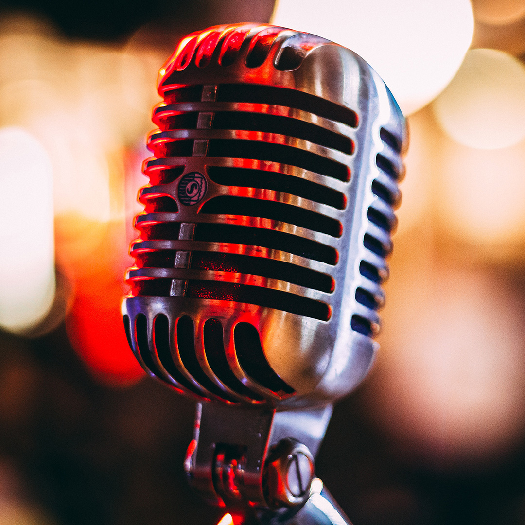 findlivemusicCA's tweet image. Hey you... yes you...do you like music? live music in particular? Well now you can experience live music from home or at the bar. Check out some upcoming events on our calendar. zcu.io/mbQ6