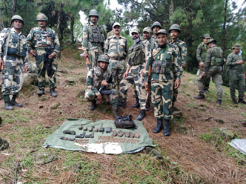 DDIndialive's tweet photo. Acting on an information Army, @BSF_India &amp; Special Operation Group of #JammuAndKashmir Police launched joint search operation in #Khanetar village of #Poonch district and busted an old hideout of terrorists and recovered a huge cache of Arms and Ammunition https://t.co/jkgtiebhQM