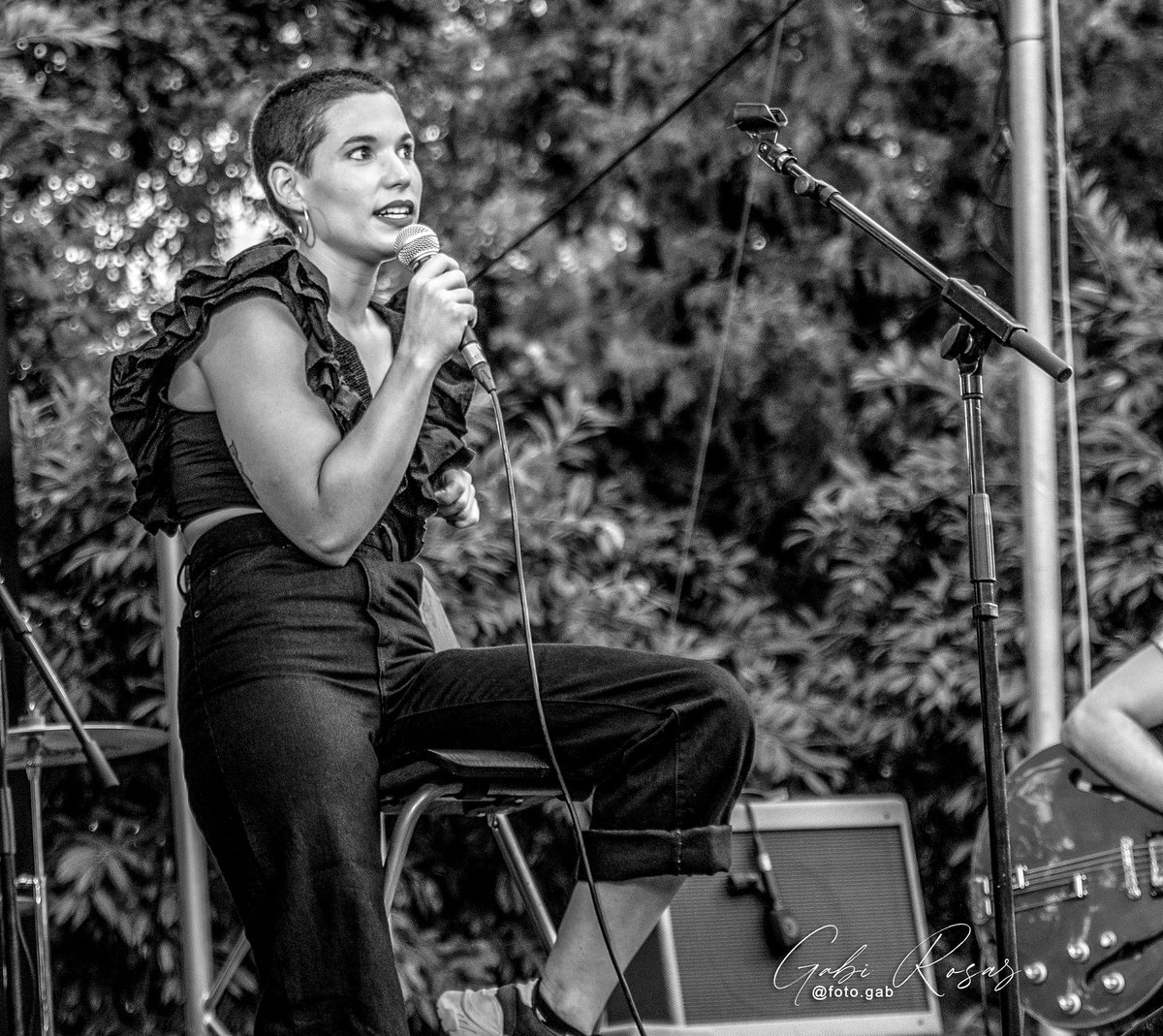 foto_gab's tweet photo. Hoy se ha puesto en contacto conmigo @GTClara preguntando por mis fotos, gracias por interesarte por mi trabajo, es un halago...
.
.
.
.
.
.
.
@fpedralbes #fotografiamusical #musicphotography https://t.co/iFzhRAvWkn