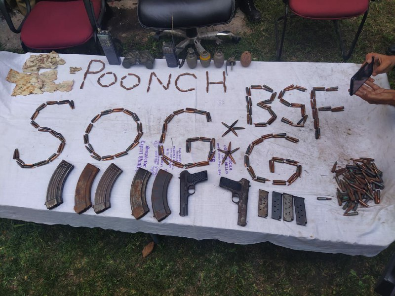 DDIndialive's tweet photo. Acting on an information Army, @BSF_India &amp; Special Operation Group of #JammuAndKashmir Police launched joint search operation in #Khanetar village of #Poonch district and busted an old hideout of terrorists and recovered a huge cache of Arms and Ammunition https://t.co/jkgtiebhQM