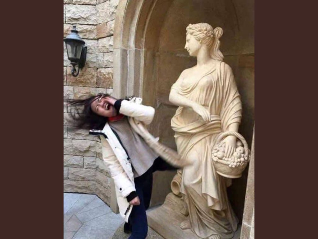 MahomesMichelle's tweet photo. #IStanFor funny ppl doing funny things 😂😃 https://t.co/yC60JVUqti