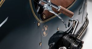 MaxVonSama's tweet photo. #Bike ๐๏ธ Awesome of the Day: #Steampunk-ish โ๏ธ #BMW R100 #Motorcycle With #Wine ๐ท Bottle Compartment via @UnicomInsurance #SamaBikes https://t.co/dV1JfbKnnS