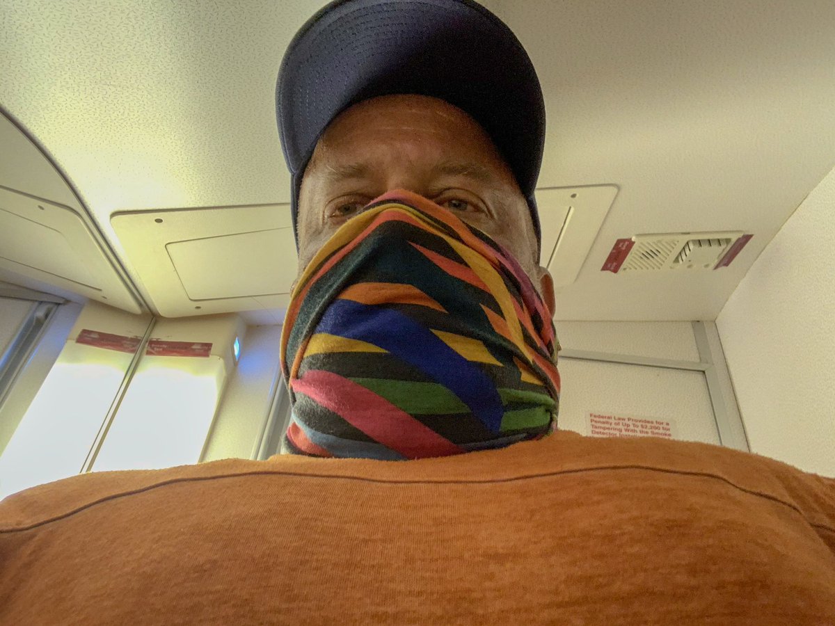 HugeMuscleGeek's tweet image. Obligatory too-big-to-fit-comfortably-in-the-airplane-lavatory selfie. #bigmanproblems #goodthingitwasntnumbertwo