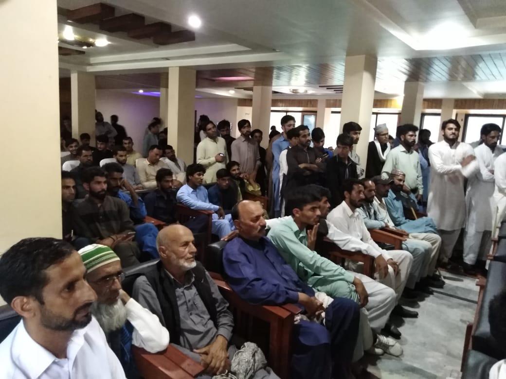 Team_Shafqat's tweet photo. PML N SOCIAL MEDIA CONVENTION at Garhi Azad Kashmir By SHAFQAT ALI  CH 
UMEED E KHAWARA❤️
Long Live PML N
Jiey NAWAZ 
Jiey Maryam Nawaz
@MaryamNSharif @Shmylaroy7861 @ShafqatAliCh1 
@PmlnMedia
 @pmln_org https://t.co/RynBf62em0