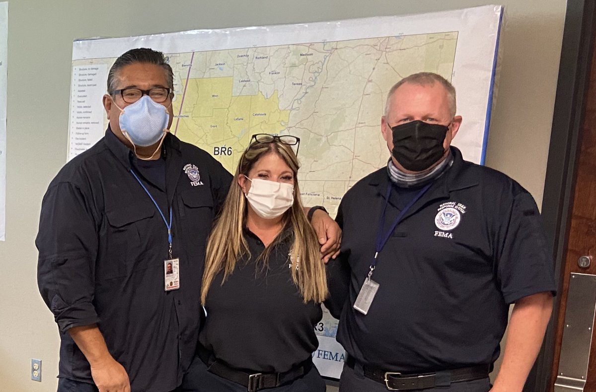 Michael_Pruitt1's tweet photo. Our PIO team is demobilizing from Louisiana today. When you work these massive disasters, it makes you appreciate all you have back home even more. We drove approximately 500 miles a day covering the US&R teams at work. #LouisianaStrong @fema @FEMARegion6 https://t.co/RctC7Ul4ZC
