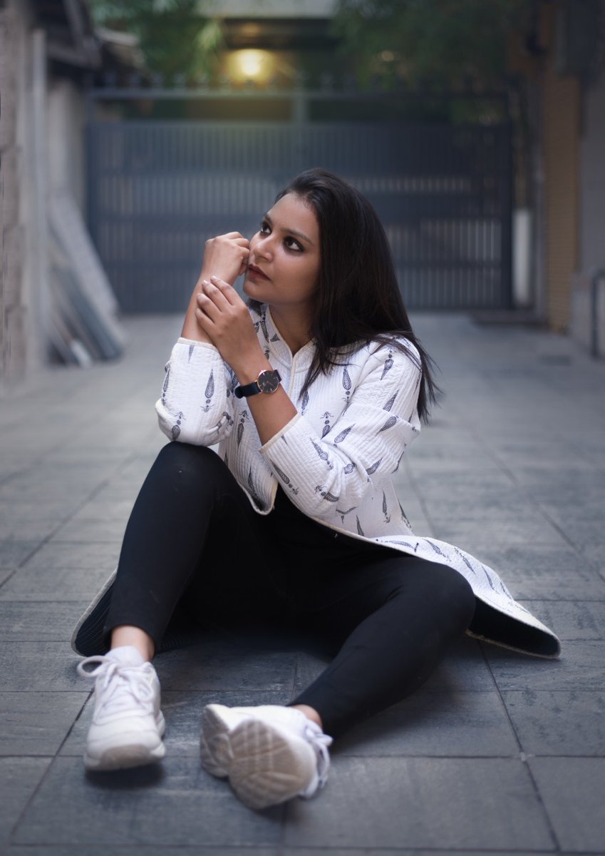 respecturartist's tweet photo. Respect Your Artist#49

Sharmila Singhal is a #theatre artist and has been part of various theatre groups such as WeMove Theatre,#Bhandu Films,Tripathi Studios etc. She feels fantastic when her act brings #emotions to her #audience.  

https://t.co/SOPdgDO8As

@SharmilaSinghal https://t.co/JjmH9b4vKw