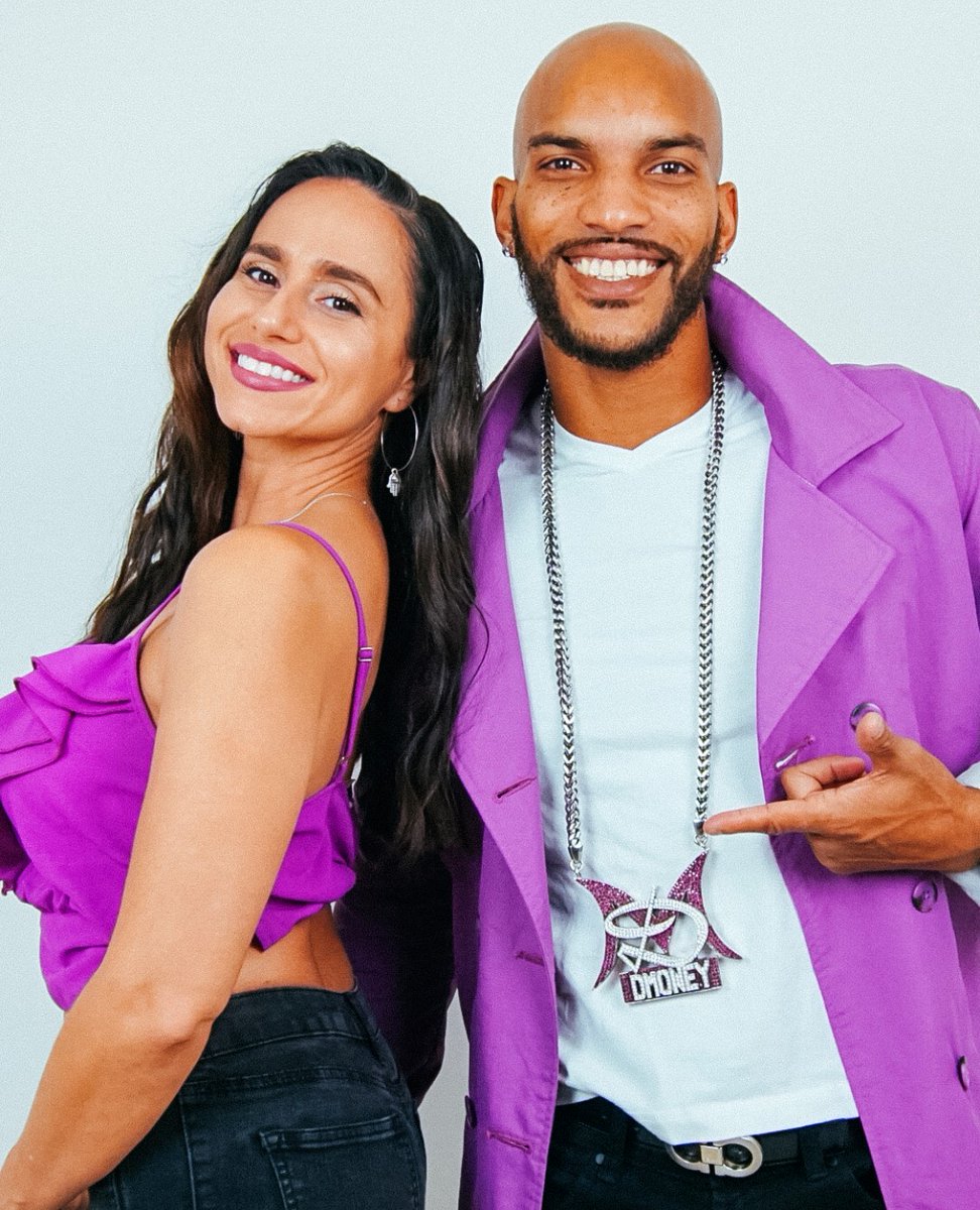 Nuevo sencillo de DMONEY y Julissa López invita a celebrar

ffmediacorp.activehosted.com/index.php?acti…