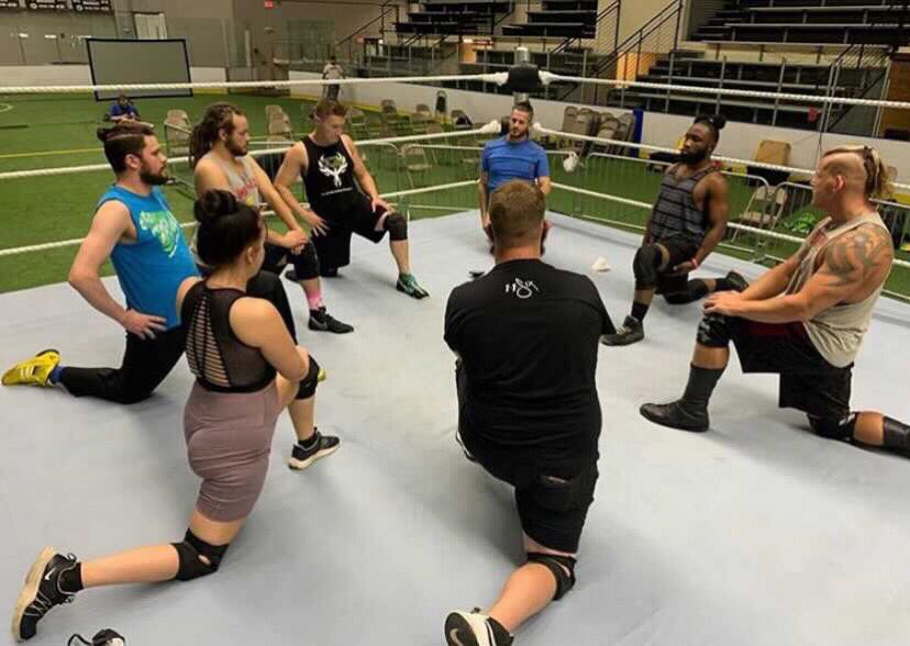 RealTylerKnight's tweet photo. Thanks to @findevan for one of the best seminars I’ve attended yet, truly an enlightening experience 👁🖖🏻 https://t.co/v5hNvPGA2I