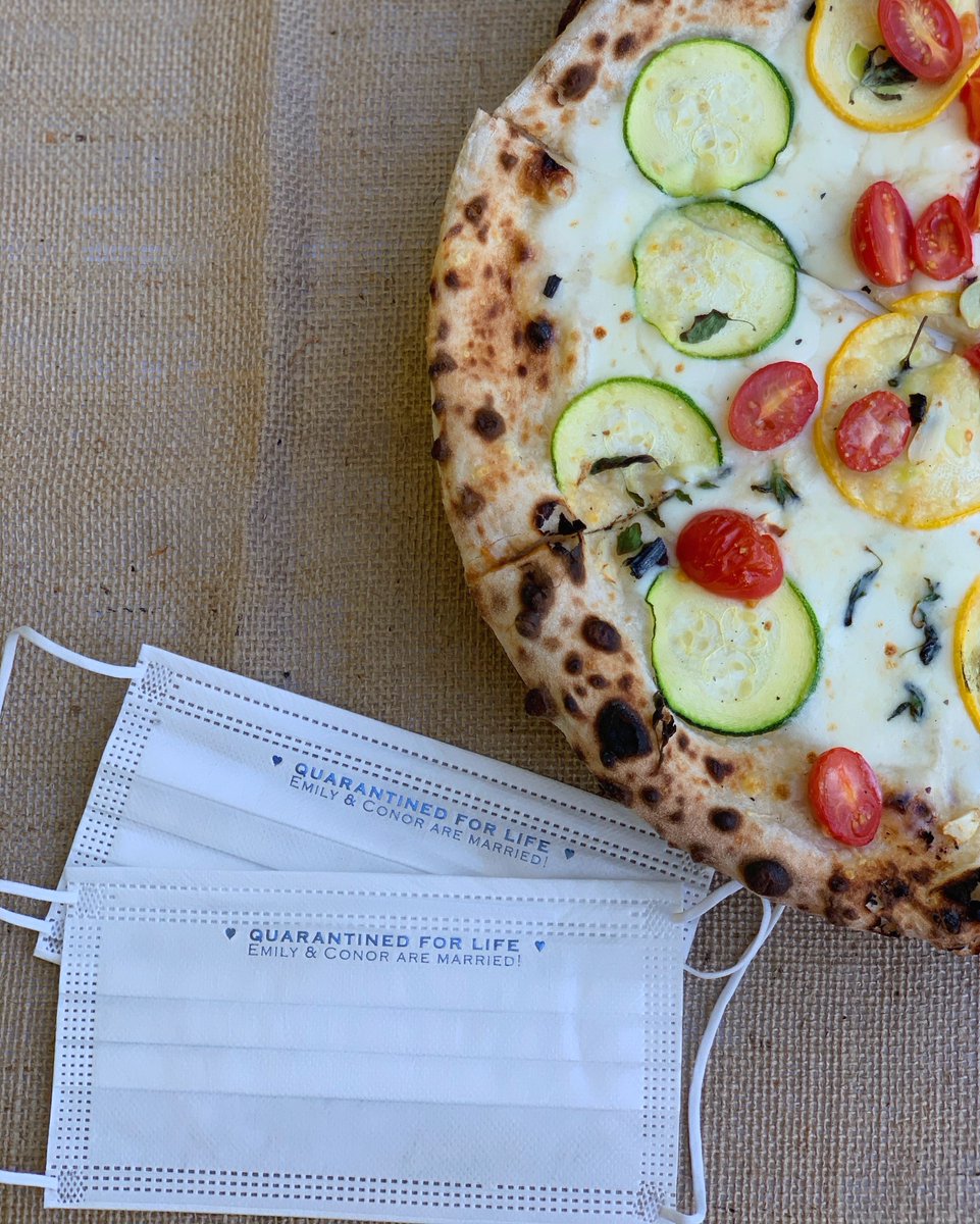 We’ve got you covered for your next intimate gathering! Let us cater your next mini birthday party, wedding, or work event while you can focus on your friends and family. Just head to our website PostoMobile.com to inquire! 🍕✨✨