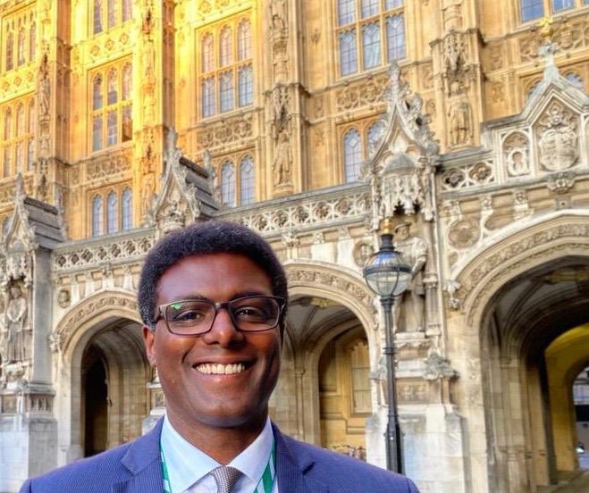DarrenG_Henry's tweet photo. As young people go #BackToSchool, today I went #BackToParliament 💼 https://t.co/I4X7WLC5TZ
