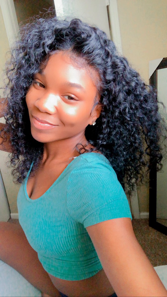 beecouturee's tweet photo. 💟. https://t.co/h0GIXQkjKI