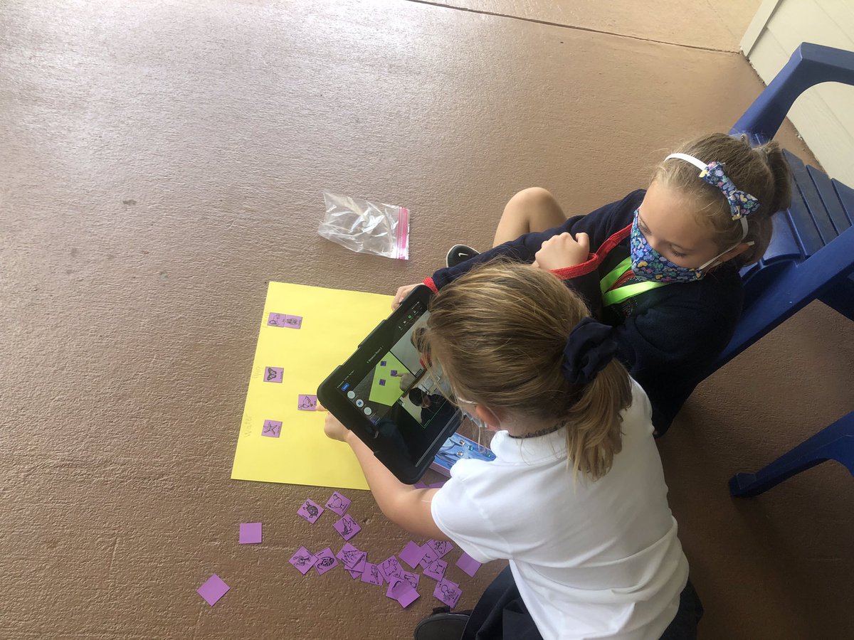 th1rdstheword's tweet photo. Hi I am Isabella S, tweeter of the week. We learned about classifying animals and practiced in groups. Even our friends at home in @zoom_us did it with us! #scienceisfun #classifyinganimals https://t.co/zaJq0ju5b4