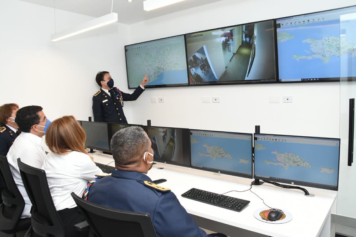 BomberosDN (@bomberosdn) on Twitter photo Inauguración del Centro de Operaciones del CBDN <a href="/BomberosDn/">BomberosDN</a> con la presencia de nuestra Comandante en jefe Alcaldesa <a href="/CarolinaMejiaG/">CarolinaMejiaG</a> y nuestra Plana Mayor. Inauguración del Centro de Operaciones del CBDN <a href="/BomberosDn/">BomberosDN</a> con la presencia de nuestra Comandante en jefe Alcaldesa <a href="/CarolinaMejiaG/">CarolinaMejiaG</a> y nuestra Plana Mayor.