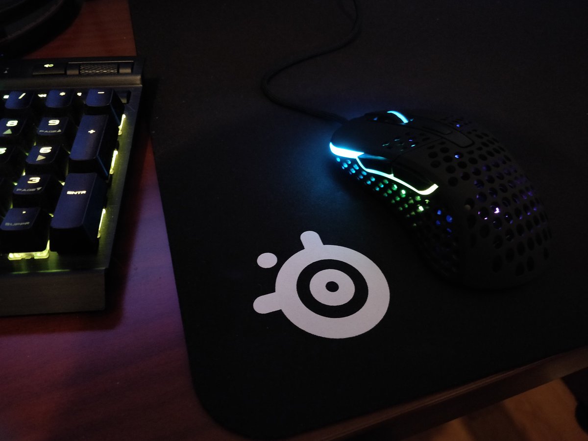 R4NT4N_'s tweet photo. My new mouse best friend ! #XtrfyM4 https://t.co/6BXmVL7b7o