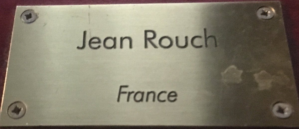  #LesCinéastesDuHangarRangée 9197 - JEAN ROUCH31 mai 1917 - 18 février 2004(France)- Les Maîtres Fous (55)- Moi, un Noir (58)- Chronique d’un Été (61)- La Pyramide Humaine (61)- La Chasse au Lion à l’Arc (65)- Jaguar (67)- Petit à Petit (70)- Dionysos (83)