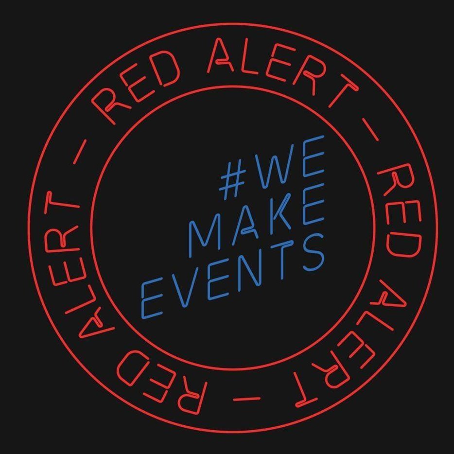 Ames_Center's tweet photo. Tonight we will light up the Ames Center red to stand with #RedAlertRESTART to raise awareness for the live arts industry.
#wemakeeventshappen https://t.co/ELRA0YmSAS