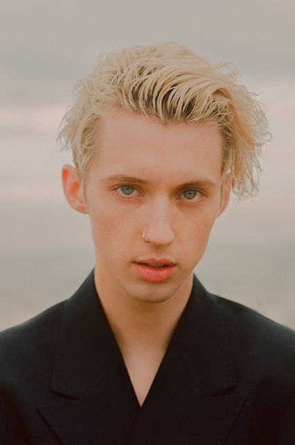 taylor swift and troye sivan as each other: a thread ♡