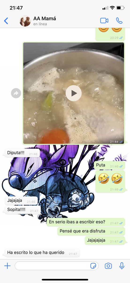 julla_mf90's tweet photo. Me encanta que mi madre tenga WhatsApp, si no, no disfrutaría de estas cosas https://t.co/iSYnCxShrm