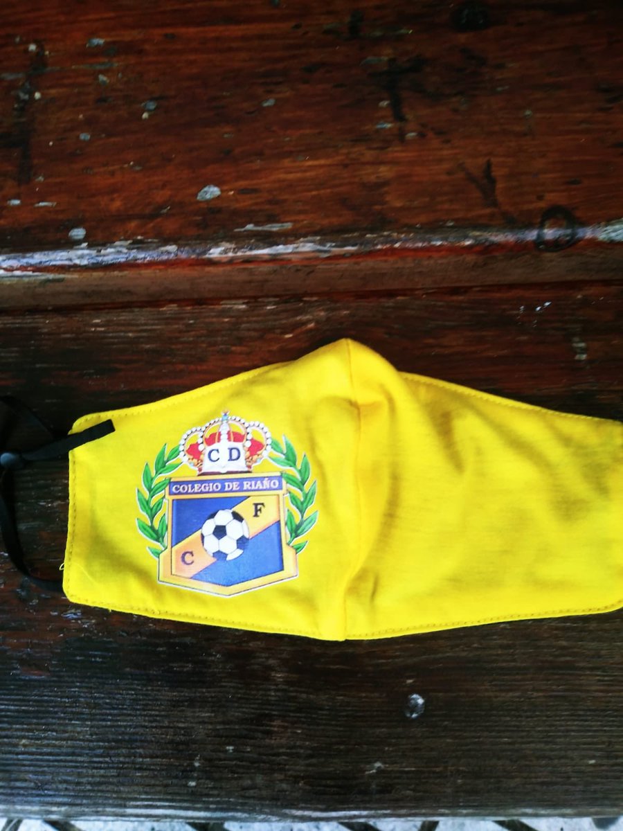 Ya tenemos disponibles las mascarillas anti COVID personalizadas con el escudo del club .... a un precio de 7 euros .solo por encargo . Mandar un privado