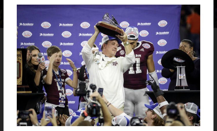 Pac12Dave's tweet photo. Jimbo is my Coach
1 Natty
7-1 VS Florida 
20 wins against ranked teams 
10  wins against top ten teams 
4 wins against top fire teams 
1 Heisman winner 
3 QB’s taken first round NFL draft 
29 game winning streak 
6 New Year’s Day 6 Bowl appearances 
10-2 against The SEC East https://t.co/YRqpjbJLSZ