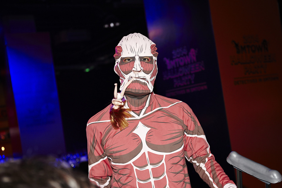 쫑 on X: Jonghyun as Colossal Titan from Shingeki no Kyojin Wiki