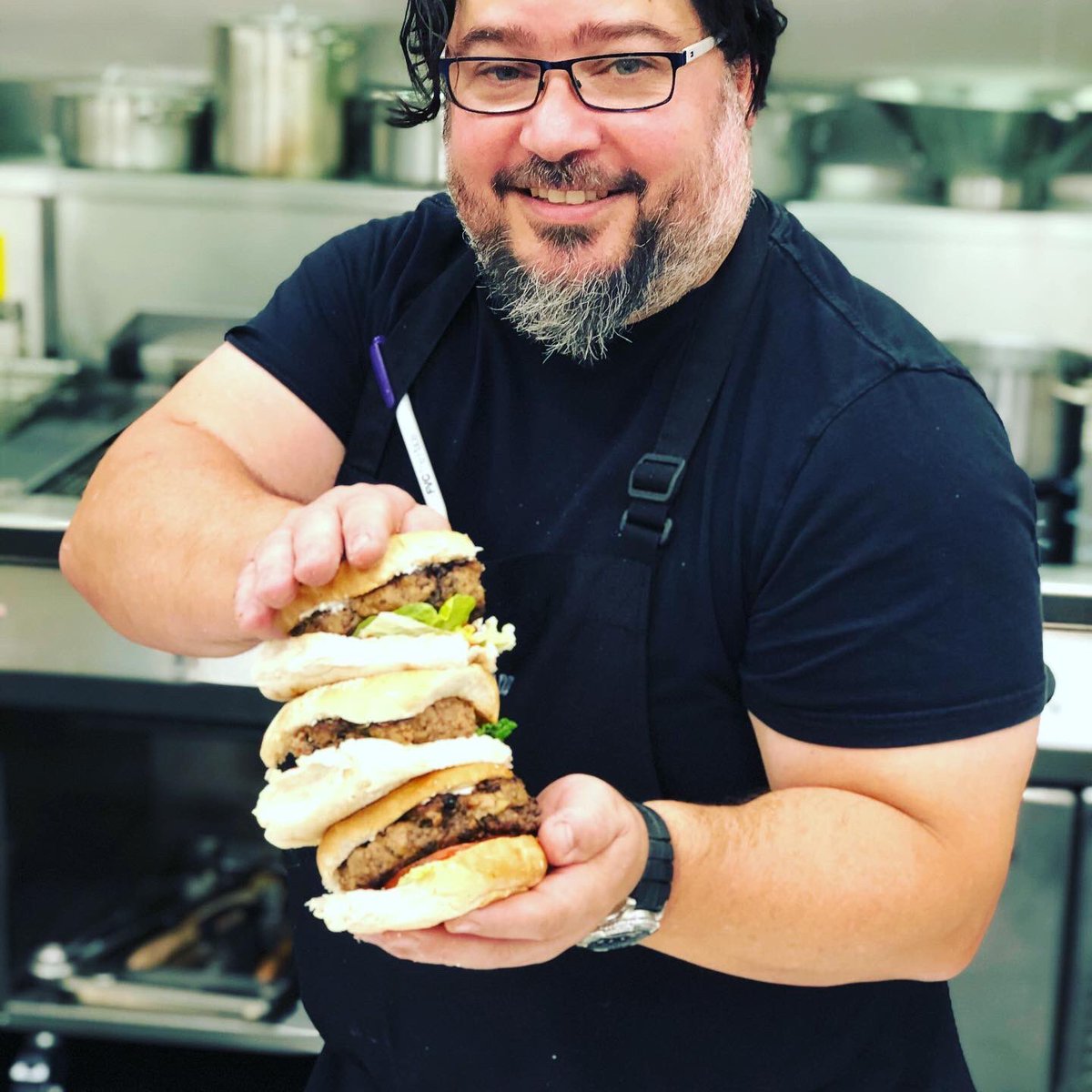 FalconDevChef's tweet photo. #LoveLambWeek @FalconFoodserv using our extremely versatile Flexipan  for the Scotch Lamb and Haggis Burgers, Kale Slaw, Skinny Fries, Tomato Red Onion Relish, Mint Yoghurt #DominatorPlus #F900 #keepitcooking #cateringequipment #heretohelp #BiggerBetterBurger https://t.co/SpFsjCV8wg