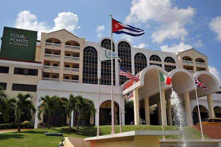 La cadena hotelera de #EEUU Marriott International abandonó este 1 ro de septiembre sus operaciones en #Cuba debido a las presiones del gobierno de #DonaldTrump reflejan hoy reportes del sector en Europa bit.ly/2ETHhEs
