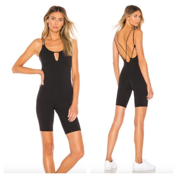 MommiesFreebies's tweet photo. So good I had to share! Check out all the items I'm loving on @Poshmarkapp #poshmark #fashion #style #shopmycloset #freepeople: https://t.co/JGIFWzrOHx https://t.co/TbWVExvxQz