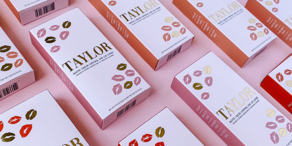 CosmeticsTaylor's tweet photo. How cute is our packaging?! Can’t wait to ship these to your door. 📬 Sign up now for early access, link in bio. #taylorcosmetics #ownyourdivinity #comingsoon https://t.co/Lr2rSJynvw
