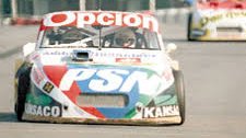 delaCruzrpm's tweet image. Hoy hace 19 años, en su 42º carrera de TC, @diegotee67 lograba su 1º triunfo en TC, en el autódromo de 9 de julio.
Con el Ford Falcon, superaba a @rafaelverna (Falcon) y @PatricioDiPalma (Torino).
En TC Pista, el @pollobernardini (F.Falcon) conseguía su 2º victoria consecutiva.