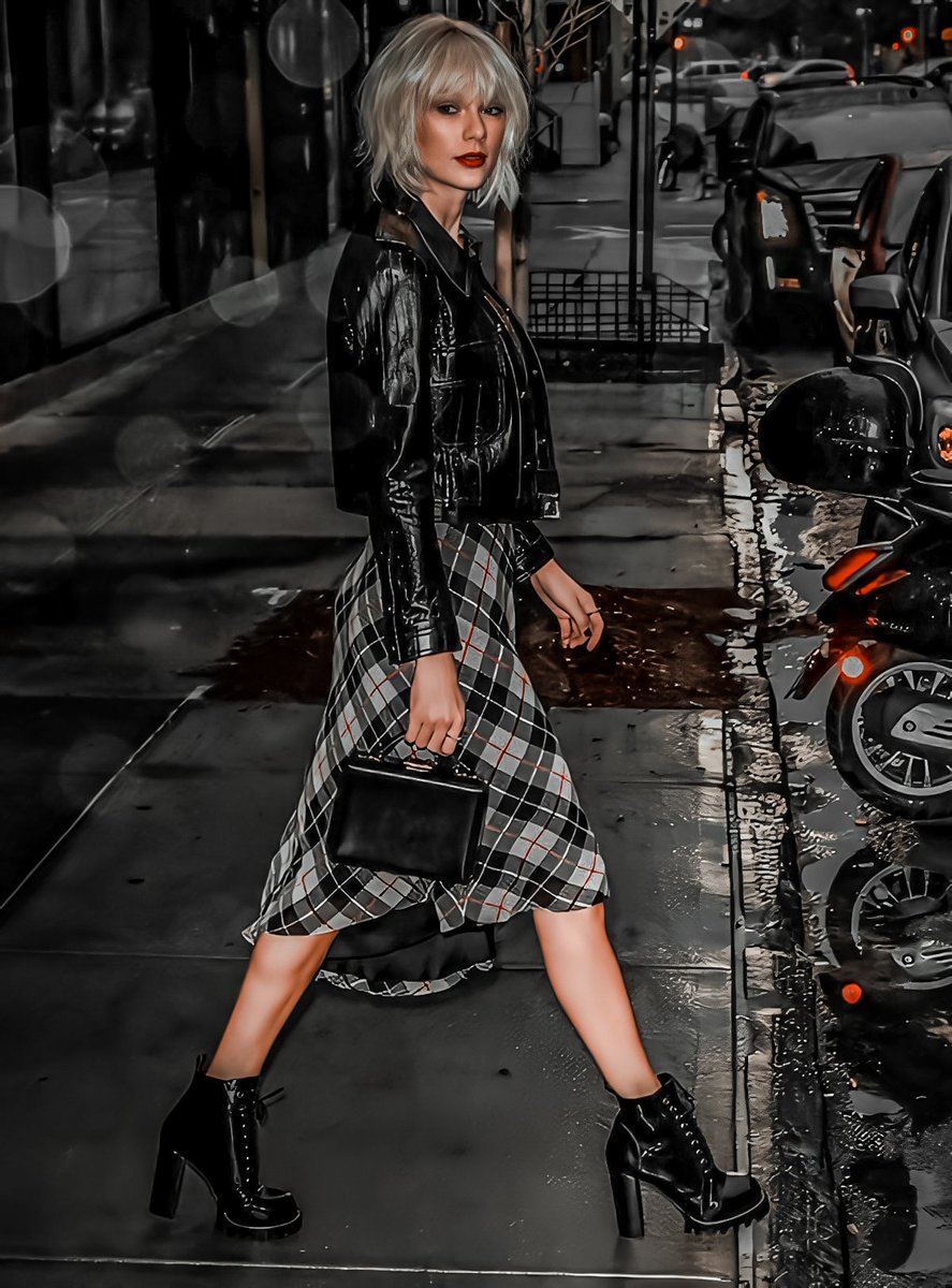 taylor swift wearing black leather 