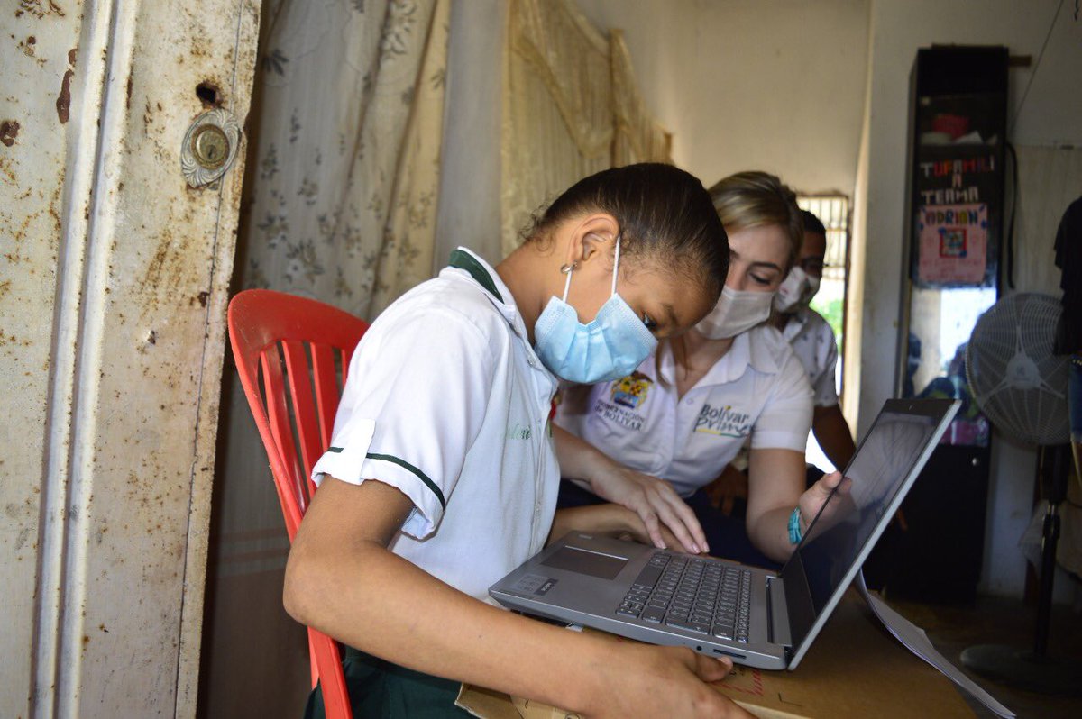 La #RutadelaEducación llegó hasta el hogar de Viviana Concepción Batista en Villanueva, ahora nuestra estudiante podrá continuar sus procesos educativos sin limitaciones desde casa, luego de recibir un portátil con software JAWS.