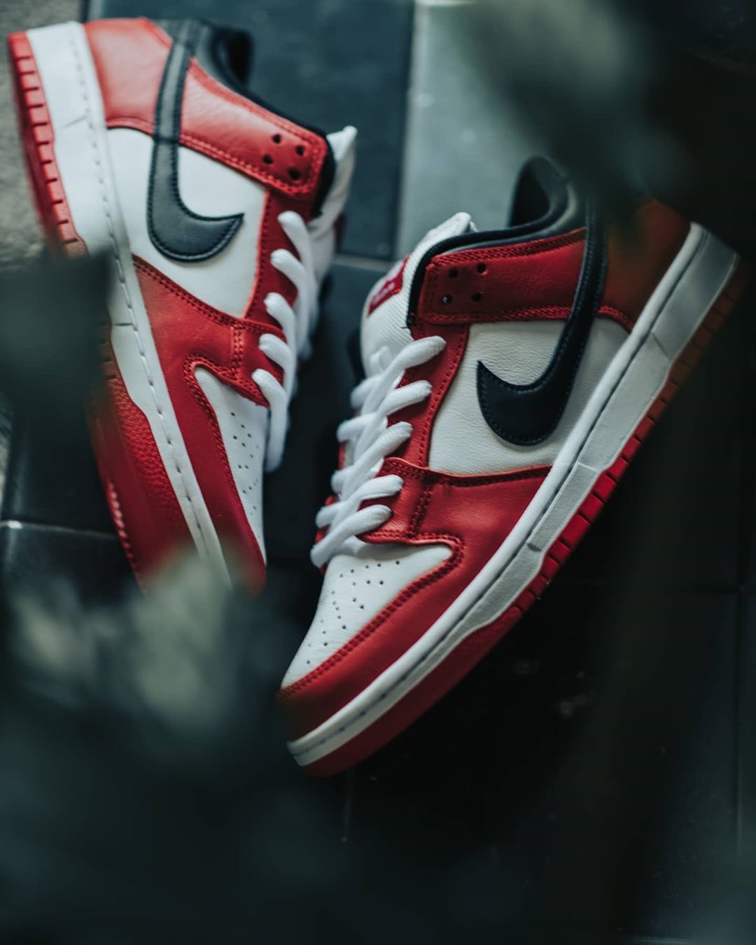 Nike sb cheap white laces
