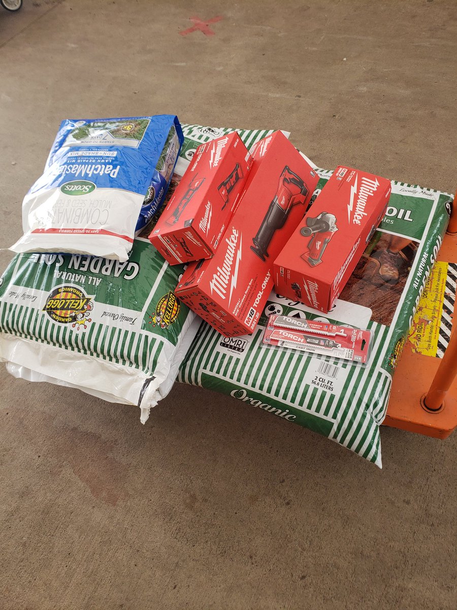 Another nice recovery for 2802 this afternoon. Not on my watch.