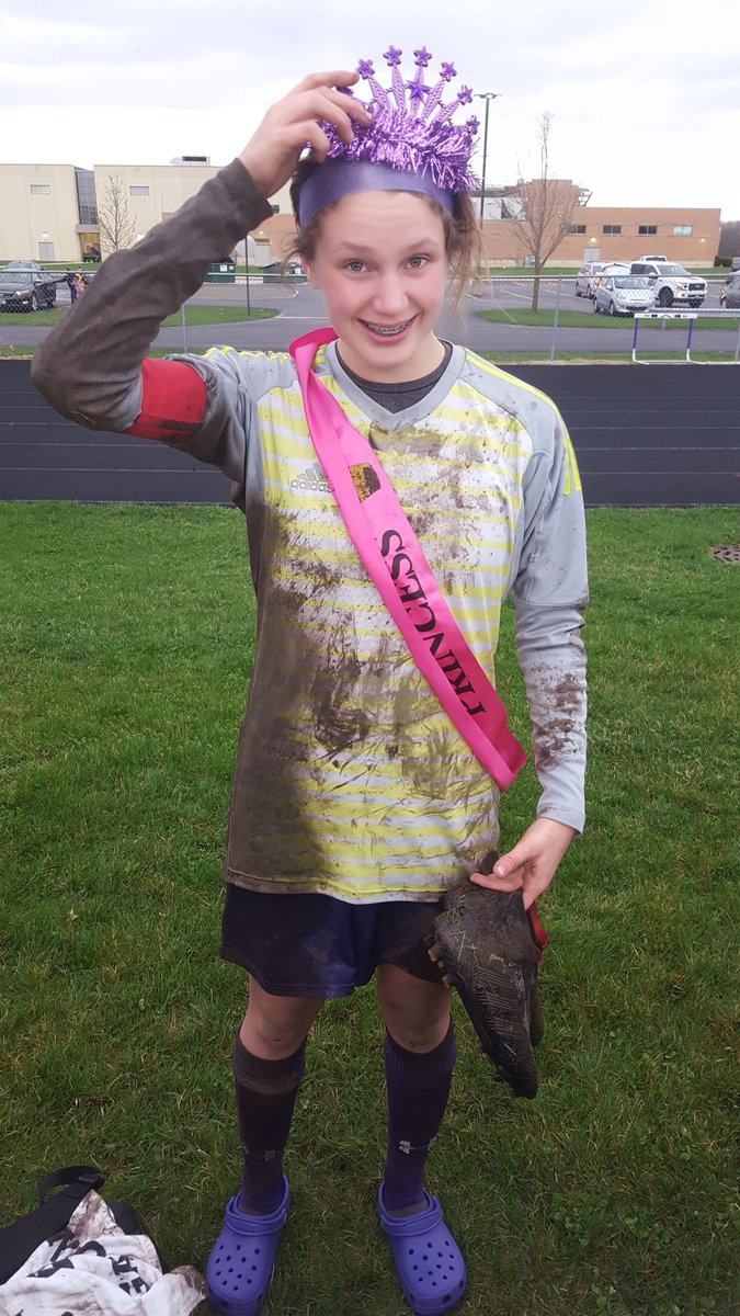 This young lady here may not know how to wear her tiara and sash, but she knows how to play soccer. Rachel Wandless has verbally committed to play for <a href="/LorasWSoccer/">Loras College Women's Soccer</a> next year. We are #WilmoProud of all her hard work on and off the pitch.  <a href="/FreePressSports/">Free Press Sports</a> is working on a story.