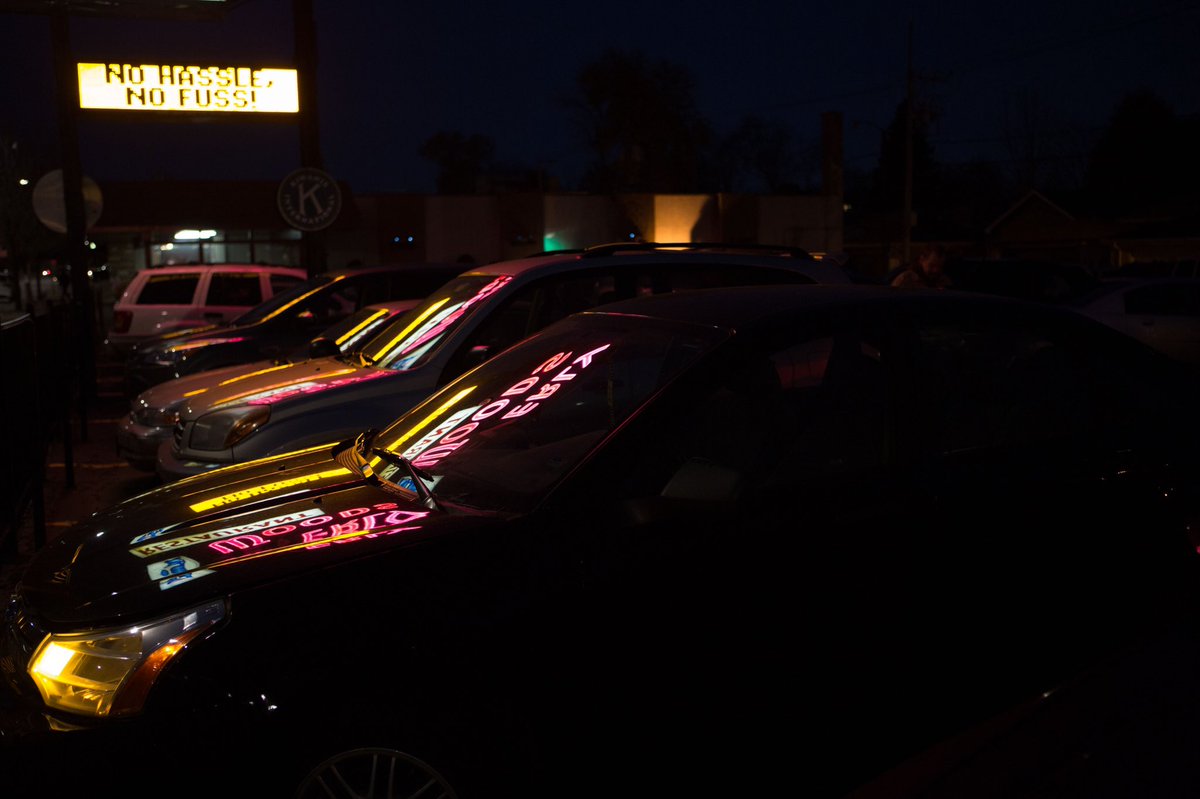 _ByLashe's tweet image. Just because I loved mixed light photography so much, I started this series in College thinking about continuing it...(1 &amp;amp; 2) College (3 &amp;amp; 4) Recent #photography #mixedlight