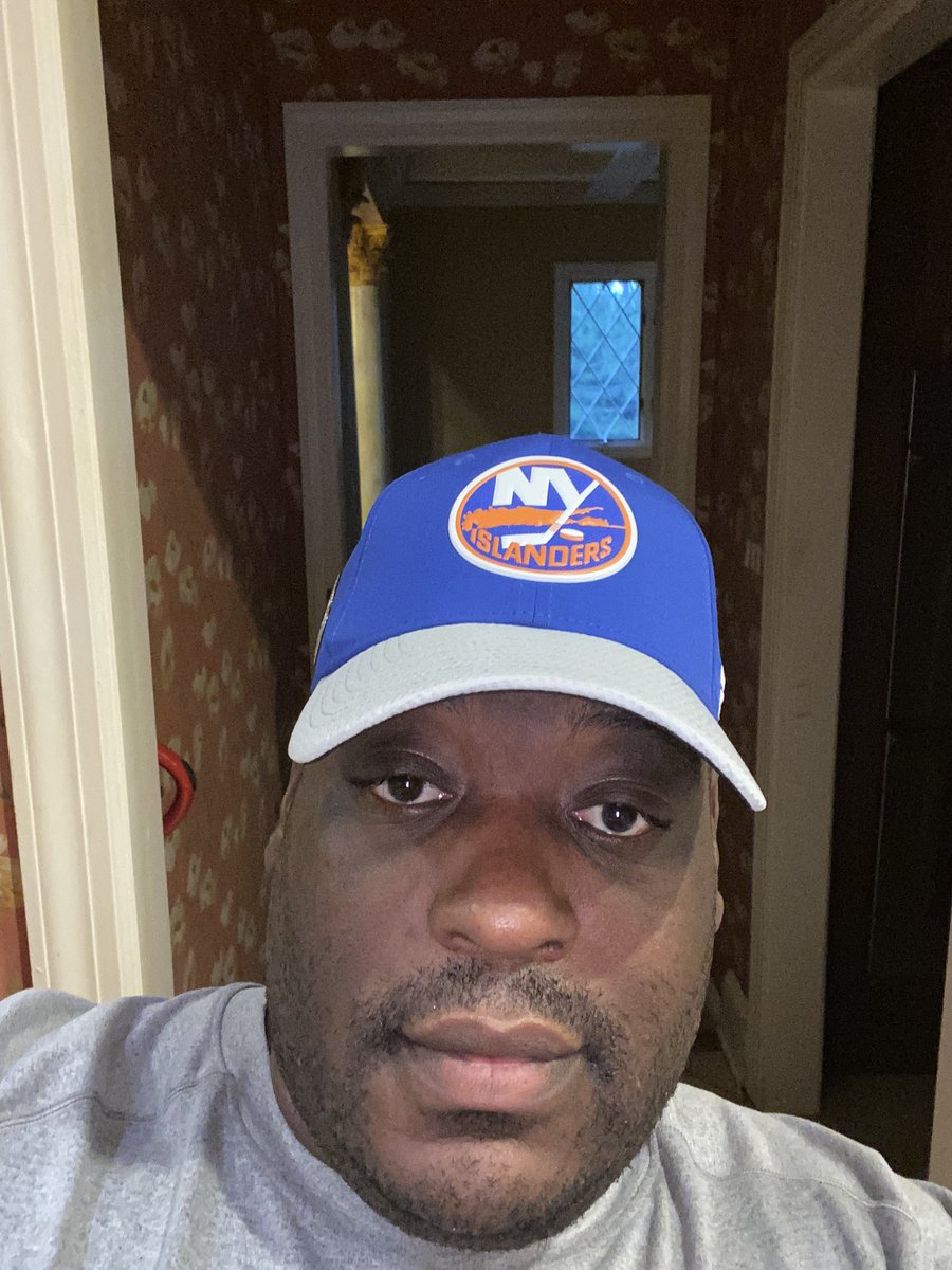 damienwoody's tweet image. Go time! #isles