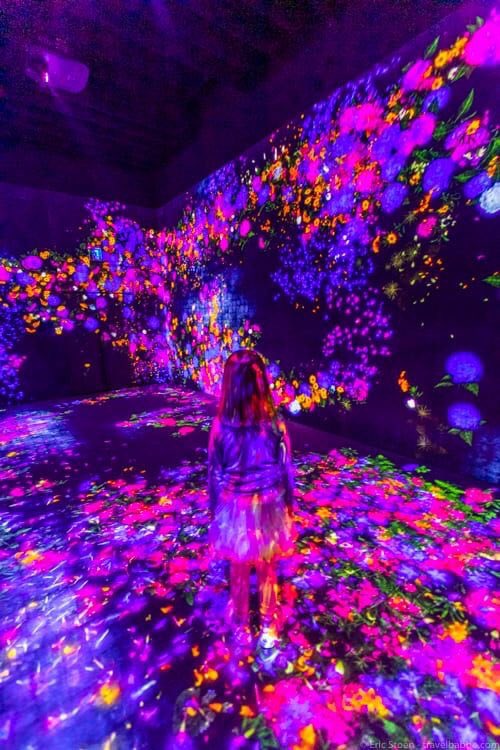 Agosto 31

—El día anterior había visitado el museo interactivo junto a <a href="/EzraLetoArms/">Ezra Leto A.</a> y sus hijos pues se había inaugurado un día antes y tenían ganas de conocerlo. Al volver a casa Charlie publica una foto de ella y otra de Ebonne, ambas tomadas por Ezra.—