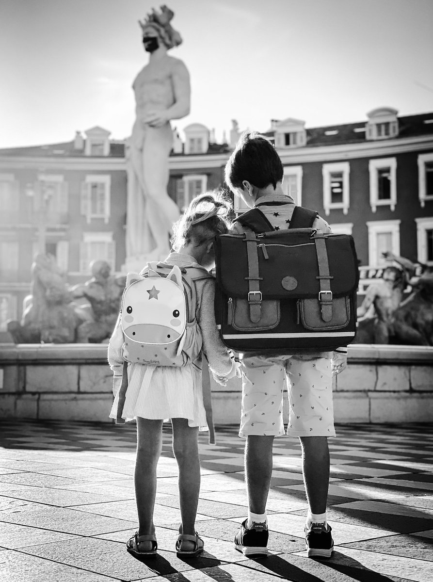 #PhotoduJour 
#rentreescolaire2020 #VilledeNice photo by #yanforhanphotographer