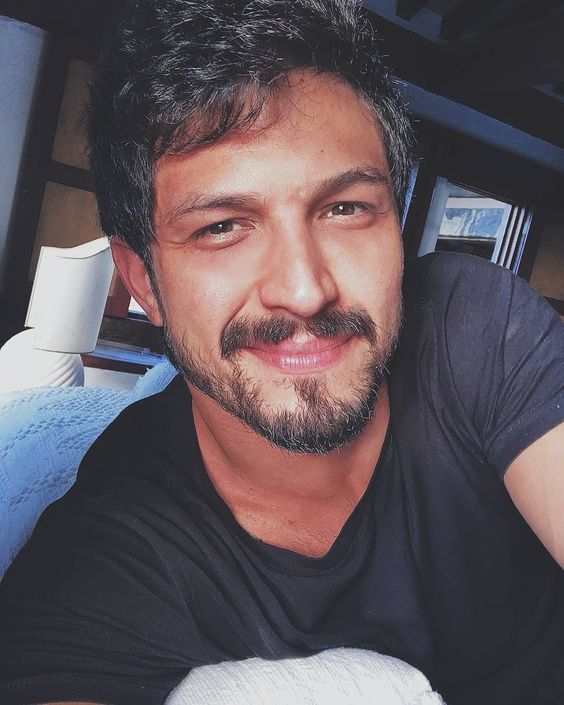 DanielGraffney's tweet photo. cara de quem acabou de acordar https://t.co/cFfpQgJ1z6