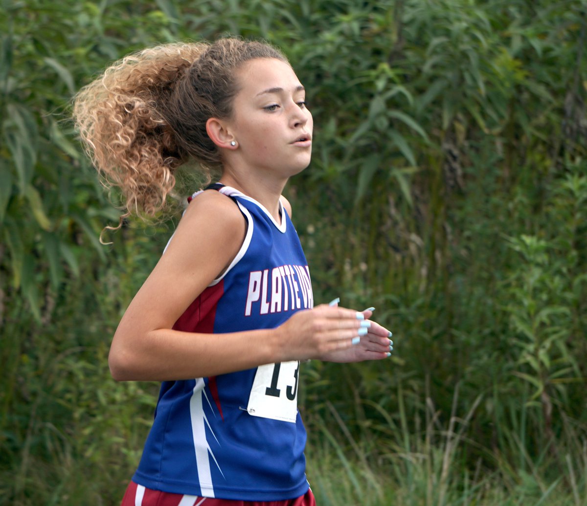 And the girls racers: <a href="/Spfhoundrunning/">Spoofhound Running</a>'s Halle Buck was 8th, <a href="/PlatteValley1/">Platte Valley</a>'s Andrea Riley was 13th, <a href="/Spfhoundrunning/">Spoofhound Running</a>'s Gracen Arnold was 15th and <a href="/PlatteValley1/">Platte Valley</a>'s Sierra Wiederholt had to withdraw with an injury.