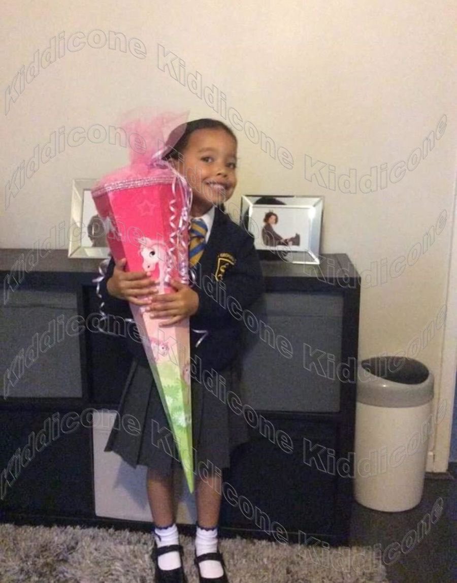 Kiddicone's tweet image. Congratulations to all pupils #StartingSchool! We hope you have a great #FirsrDay on a new and exciting adventure ahead! #BackToSchool #England #Wales kiddicone.co.uk