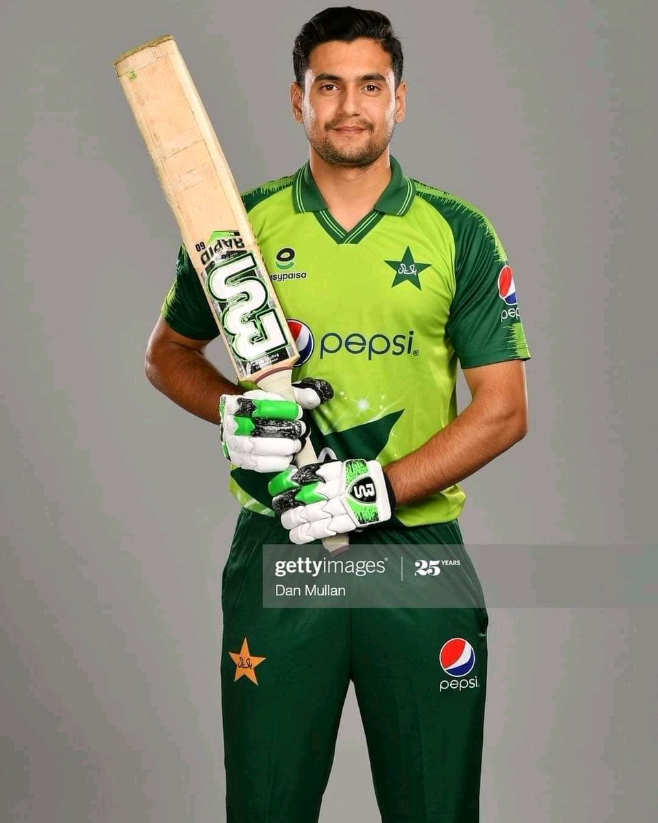 TeamHaiderAli's tweet photo. Kohli on debut in T20 26*
Haider Ali 50+
Haider Better than Kohli π₯΄
@iamhaideraly
#HaiderAli #RiseAndRise #FutureStar #TeamHaiderAli #PakvsEng https://t.co/ng9eAUILzR