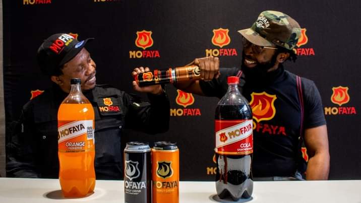 ZakesBantwiniSA's tweet photo. These are friends y'all @djsbu &amp; Black Zuckerberg, I brag different. I'm so happy that I met these two, I've witnessed them fighting the system for black ppl to enter the industry while on the other hand blacks were ridiculing them. Now look at them 💸 #DjSbuAnnouncement https://t.co/weHmZgv4g3